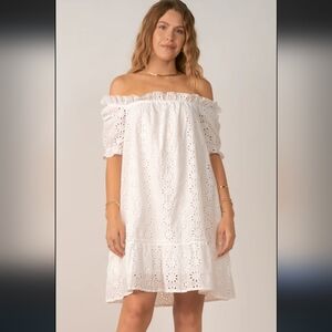 EL5760 Elan White Eyelet mini Dress On Or Off Shoulder Size L GUC Cotton